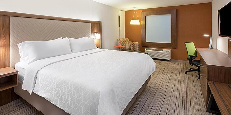 Holiday Inn Express & Suites - Lumberton By Ihg Buitenkant foto